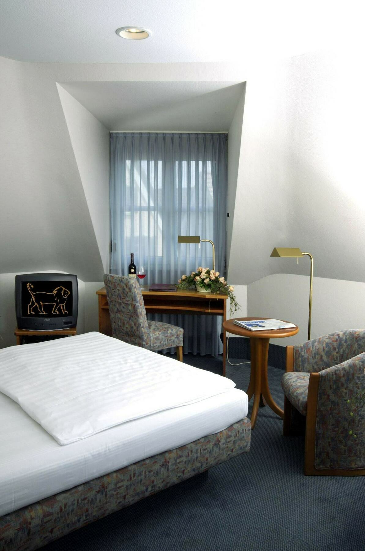 Hotel Loewen-Seckenheim MHG Buitenkant foto